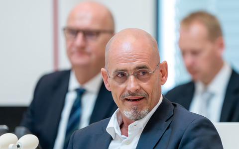 Die SPD/BSW-Koalition - darunter Ministerpräsident Dietmar Woidke (SPD) und BSW-Fraktionschef Niels-Olaf Lüders - berät über zwei umstrittene Medienstaatsverträge (Archivbild). - Foto: Soeren Stache/dpa