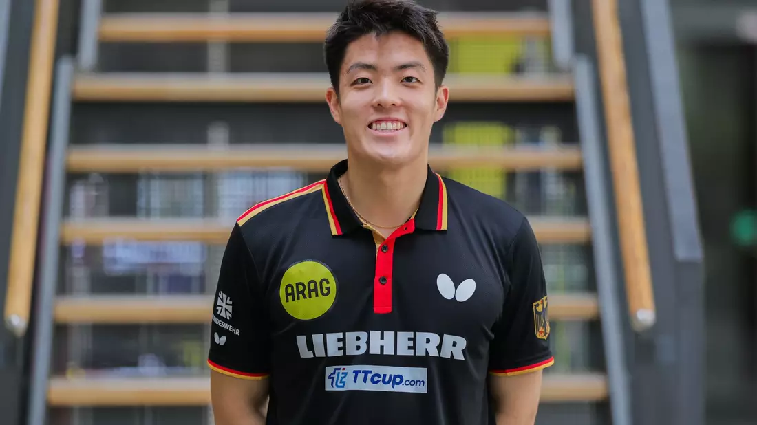 Tischtennis-Profi Dang Qiu. (Archivbild) - Bild: Rolf Vennenbernd/dpa