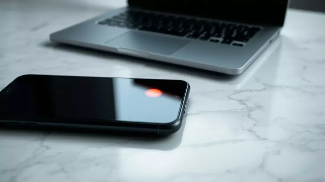 Smartphone gehackt: So erkennen Sie den Angriff - Bild: über boerse-global.de
