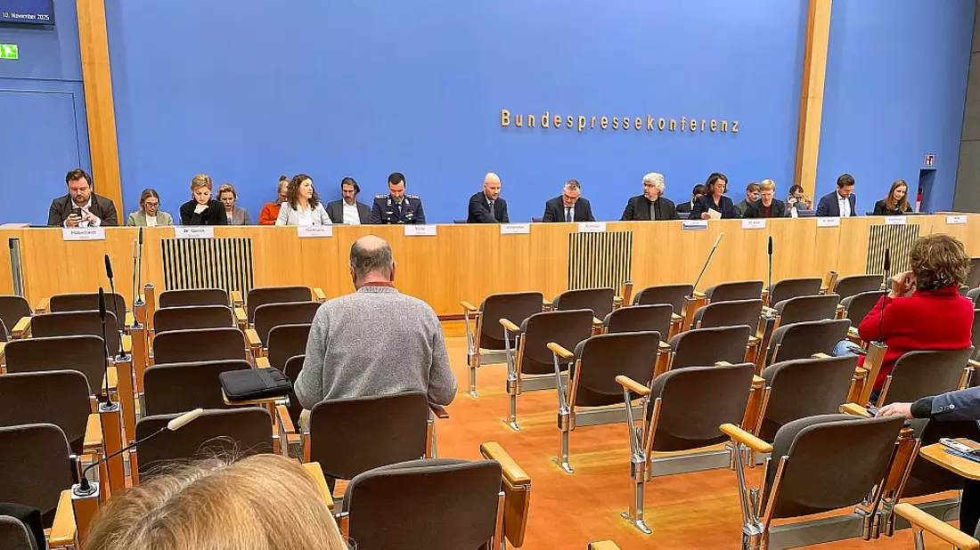 Regierungspressekonferenz am 10.11.2025 - Bild: über dts Nachrichtenagentur
