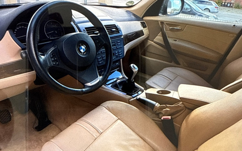 POL-H: Unbekannte entwenden nicht zugelassene Fahrzeuge - Wer kann Hinweise zur Tat oder zum Verbleib der Autos geben? - Foto: presseportal.de