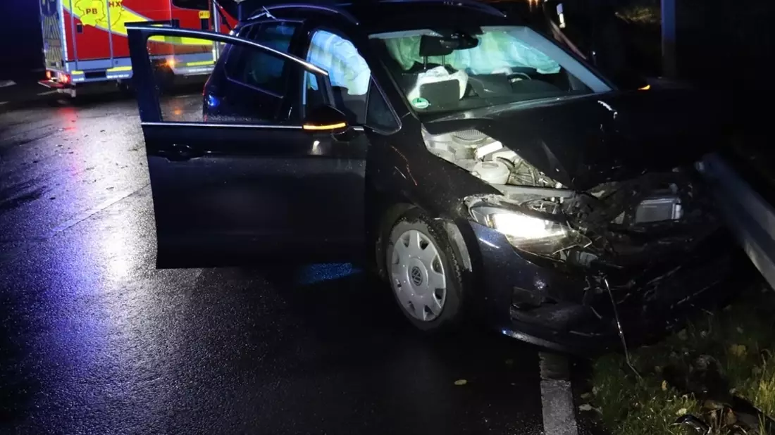 POL-HX: Zwei Verletzte nach Verkehrsunfall - Bild: presseportal.de