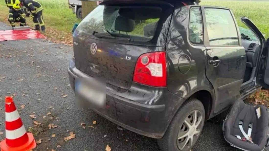 POL-ROW: ++ Schwerer Verkehrsunfall bei Süderwalsede: 27-jähriger Fahrer schwer verletzt ++ Unfallflucht in der Cohngasse: Polizei sucht Zeugen ++ - Bild: presseportal.de