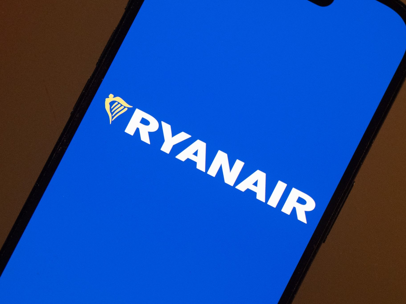 Eine zentrale Rolle in der Digital-Strategie spielt die App «myRyanair». - Foto: Sebastian Kahnert/dpa