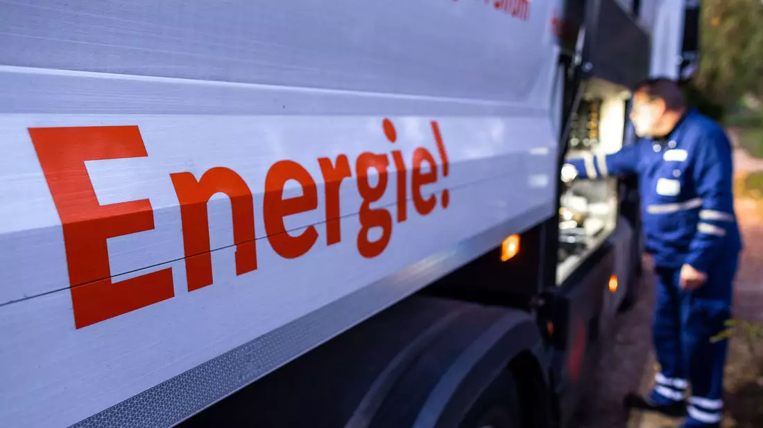 Energie ist günstiger als ein Jahr zuvor. (Symbolbild) - Bild: Jens Büttner/Deutsche Presse-Agentur GmbH/dpa