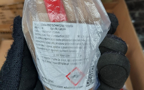 HZA-OS: Zoll und Bundespolizei stellen 148 Kilogramm Feuerwerkskörper in Kleintransporter sicher - Foto: presseportal.de HZA-OS: Zoll und Bundespolizei stellen 148 Kilogramm Feuerwerkskörper in Kleintransporter sicher - Foto: presseportal.de