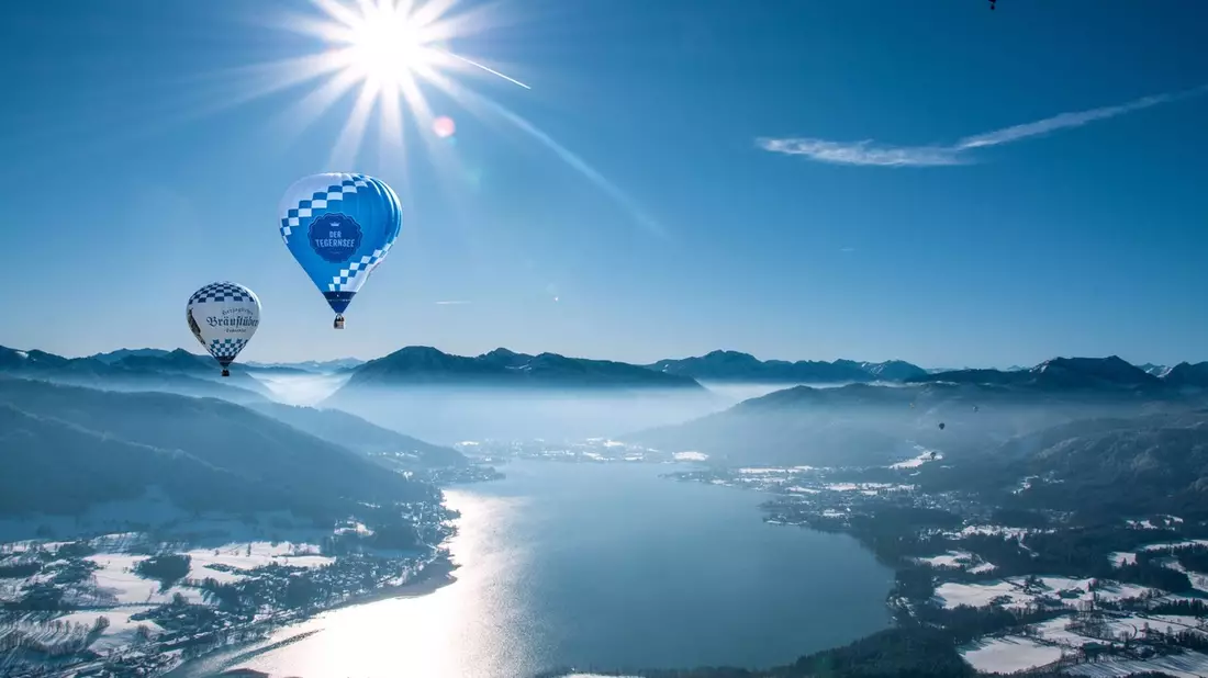 25 Jahre Montgolfiade - ein Vierteljahrhundert Farbtupfer am Winterhimmel - Bild: presseportal.de