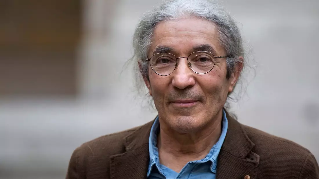 Schriftsteller Boualem Sansal ist begnadigt worden. (Archivbild) - Bild: Etienne Laurent/dpa