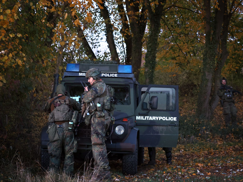 Bei der Übung «Marshal Power» hatten Bundeswehr und Polizei eigentlich zusammen trainieren sollen. (Archivbild) - Foto: Karl-Josef Hildenbrand/dpa