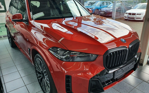 POL-SU: Homejacking - Hochwertiger BMW nach Wohnungseinbruch gestohlen - Foto: presseportal.de