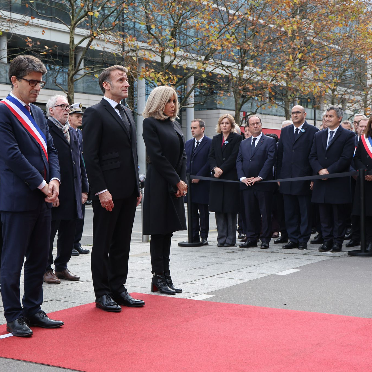 Präsident Macron wird an Gedenkveranstaltungen an allen Anschlagsorten teilnehmen. - Foto: Ludovic Marin/Pool AFP/AP/dpa