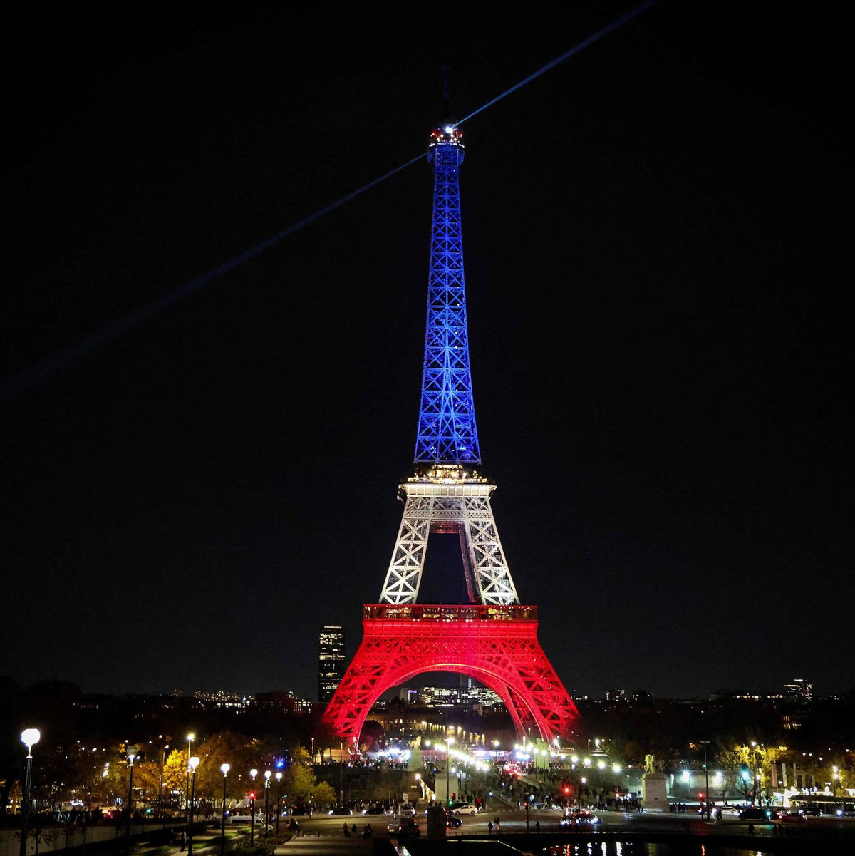Die Anschläge haben bis heute Spuren in Frankreich hinterlassen. - Foto: Ludovic Marin/AFP/dpa