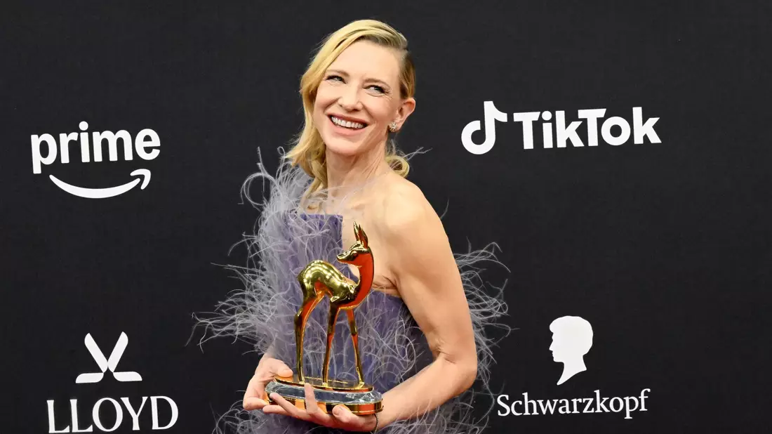 Bambi-Preisträgerin Cate Blanchett. - Bild: Felix Hörhager/dpa