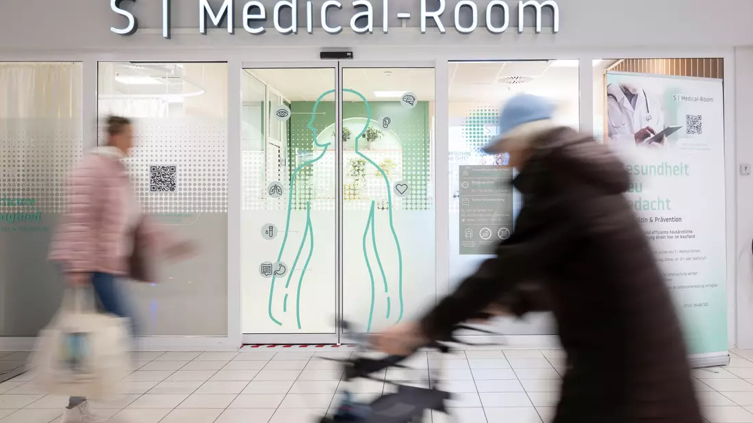 Der «S Medical Room» ist an ein Versorgungszentrum angeschlossen. - Bild: Marijan Murat/dpa