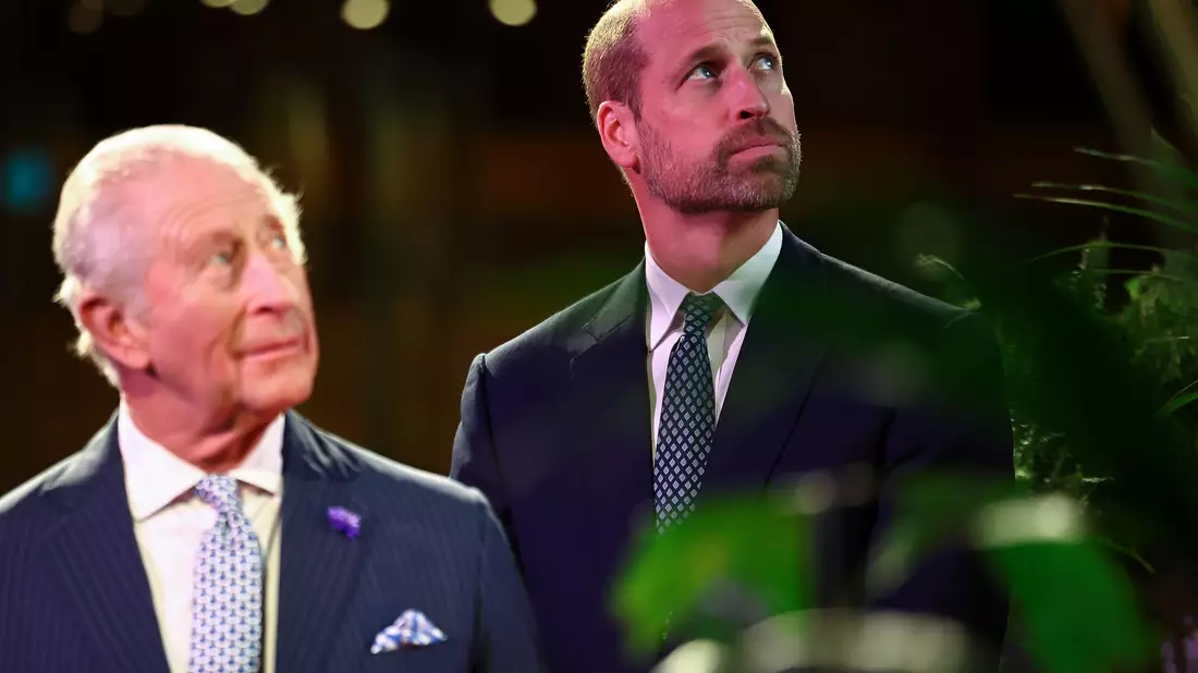 William (r.) wird auf seinen Vater als König folgen. - Bild: Henry Nicholls/PA Wire/dpa