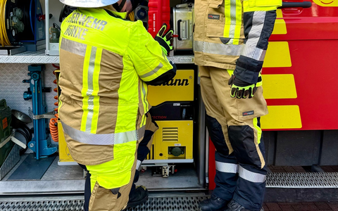 FW Hünxe: Zusätzliche Schutzkleidung für die Feuerwehr Hünxe - Foto: presseportal.de