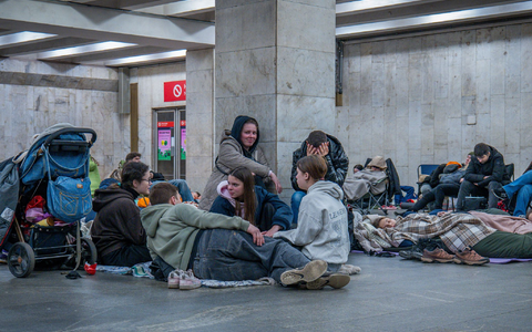 Massive russische Angriffe hatten erneut schwere Folgen für die Menschen in der Ukraine.  - Foto: Dan Bashakov/AP/dpa