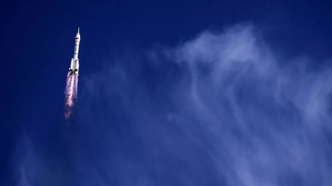 Die drei Astronauten der «Shenzhou 20» waren im April ins All aufgebrochen. (Archivbild) - Bild: Andy Wong/AP/dpa