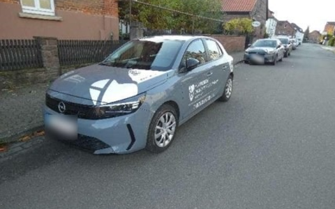 POL-HM: Verkehrsunfallflucht in Bodenwerder - Polizei sucht Zeugen - Foto: presseportal.de