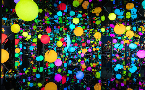 Hannovers Blockbuster-Ausstellung Love You for Infinity im Sprengel Museum verbucht mehr als 80.000 Besucherinnen und Besucher - Foto: presseportal.de