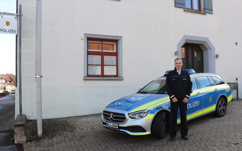 POL-KN: (Spaichingen, Lkr. Tuttlingen)NACHTRAG MIT BILD - Wechsel im Chefsessel - Erster Polizeihauptkommissar André Meyer hat am 01.11.2025 die Leitung des Polizeireviers Spaichingen übernommen (13.11.2025) - Foto: presseportal.de
