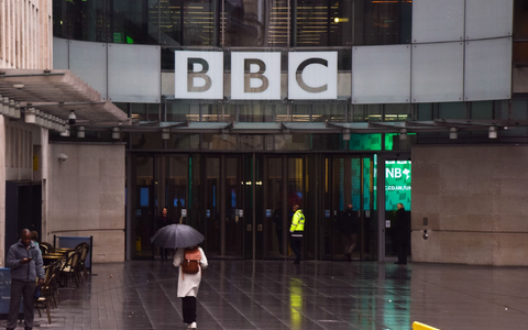 Die BBC sieht aus mehreren Gründen keine Grundlage für eine Verleumdungsklage. - Foto: Vuk Valcic/ZUMA Press Wire/dpa