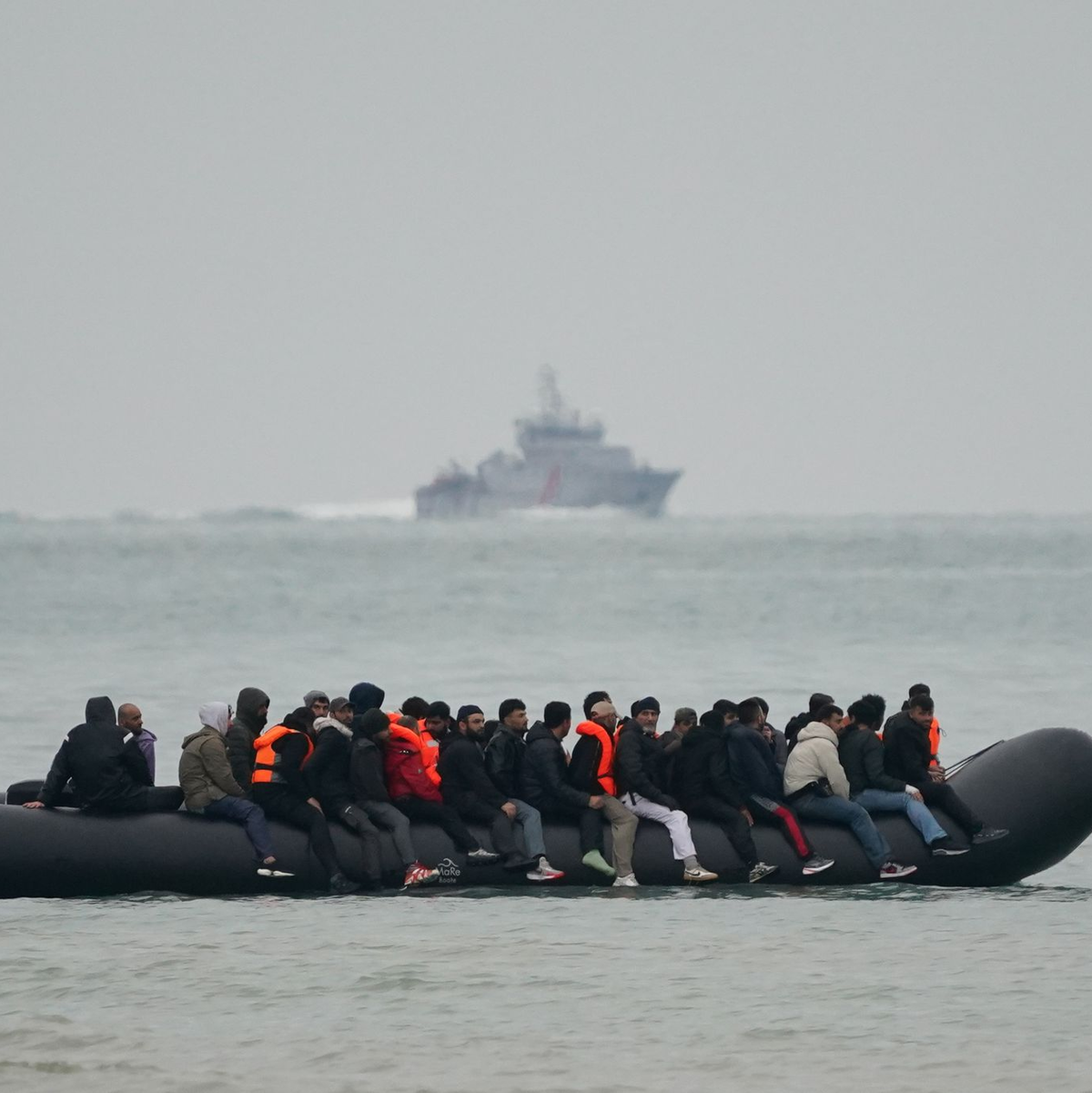 Mahmood geht es bei der Reform vor allem um Menschen, die mit kleinen Booten über den Ärmelkanal nach Großbritannien gelangen wollen. (Archivbild) - Foto: Gareth Fuller/PA Wire/dpa