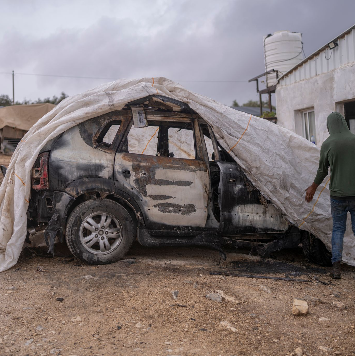 Vergangene Woche setzten radikale Siedler im Westjordanland palästinensischen Berichten zufolge eine Moschee in Brand. (Archivbild)  - Foto: Ilia Yefimovich/dpa