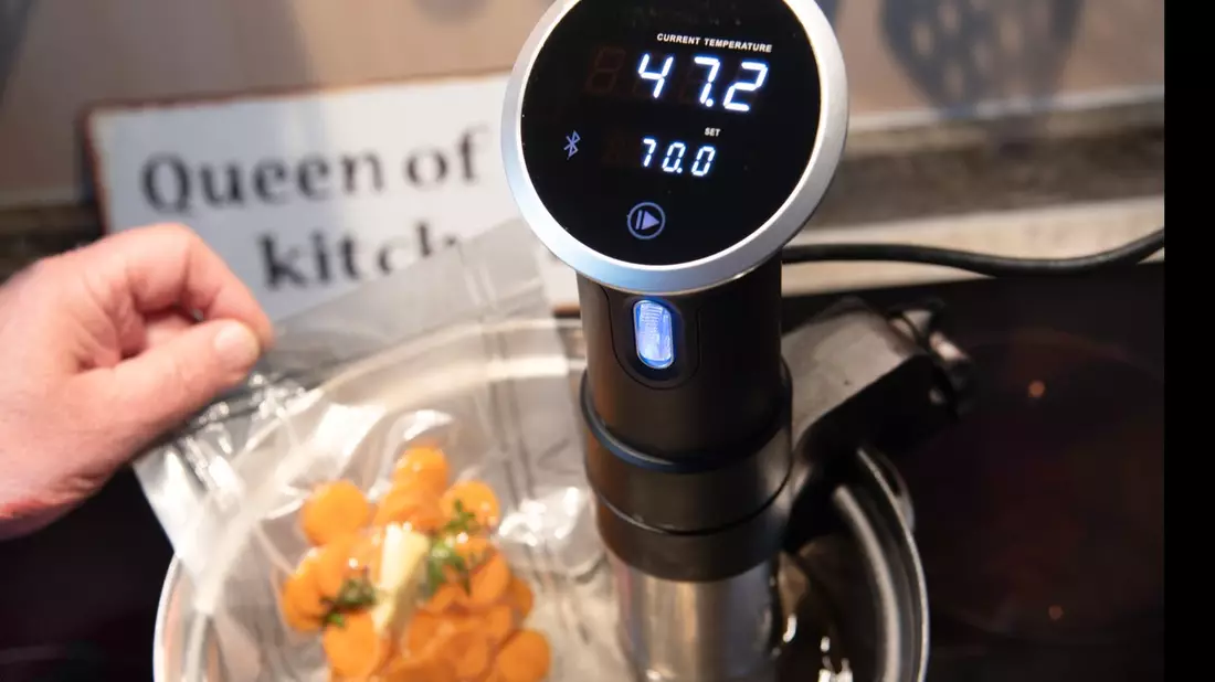 Sanft garen, sicher genießen - worauf es bei Sous-vide-Garern ankommt - Bild: presseportal.de