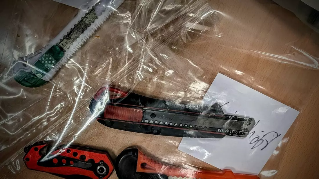 POL-KI: 251117.1 Kiel: Messerverbot - Polizei kontrolliert am Kieler Hauptbahnhof - Bild: presseportal.de