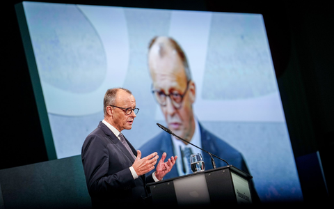 Zu einer Minderheitsregierung hat der Kanzler eine klare Meinung. - Foto: Kay Nietfeld/dpa