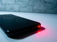 Smartphones: Zero-Click-Lücken und ab Werk installierte Spyware alarmieren Experten - Foto: über boerse-global.de