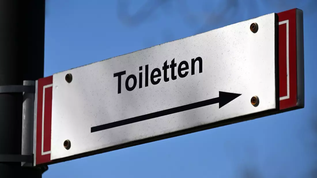 Der Welttoilettentag ist seit 2013 ein offizieller UN-Welttag. (Archivbild) - Bild: Martin Schutt/dpa