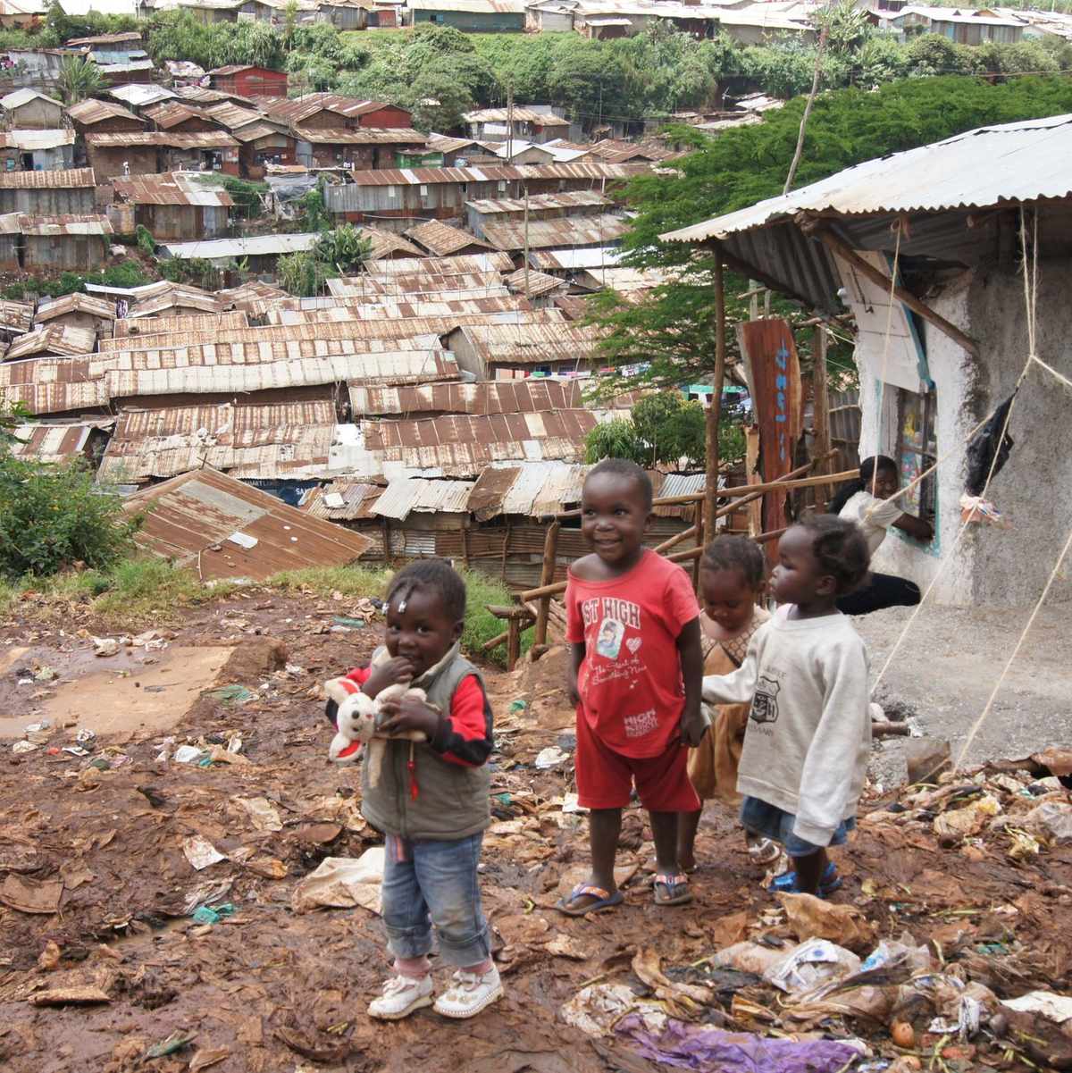 Gerade Kinder in armen Regionen der Welt werden wegen fehlender Sanitäranlagen häufig krank. (Archivbild) - Foto: picture alliance / dpa