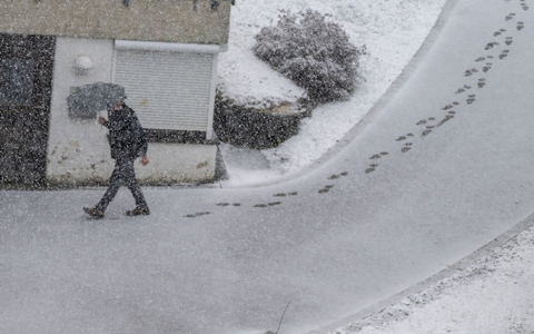 Im Allgäu kam es am Anfang der Woche zu Schneefällen. - Foto: Peter Kneffel/dpa