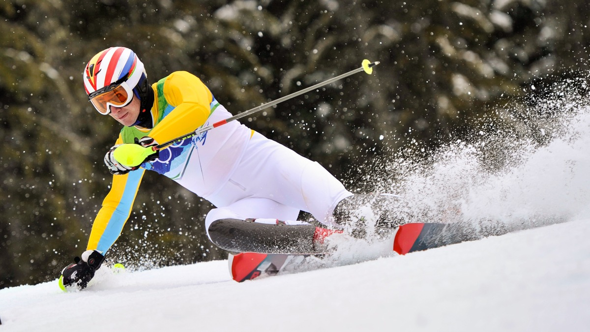 Mit Felix Neureuther auf den Pisten des Stilfser Jochs skifahren - nur auf Airbnb - Foto: presseportal.de