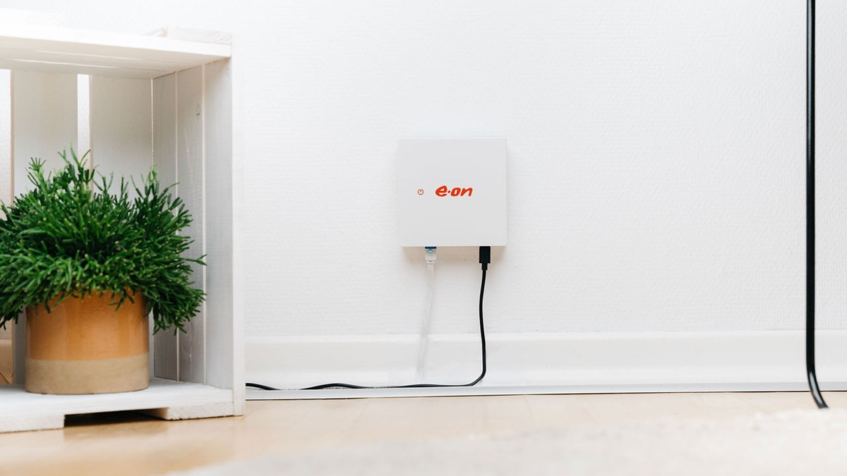 Mit intelligenter Steuerung von Solaranlage, Speicher &. Co. jedes Jahr fast 1.000 Euro sparen - Foto: presseportal.de