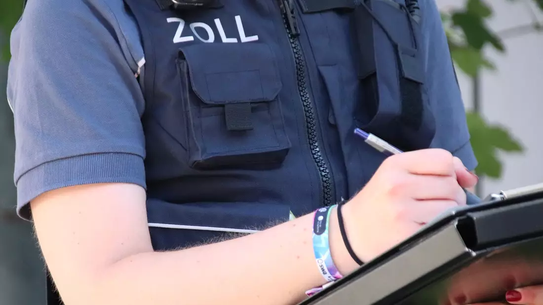 HZA-A: Augsburger Zoll nimmt Wach- und Sicherheitsgewerbe ins Visier/Bundesweite Schwerpunktprüfung - Bild: presseportal.de