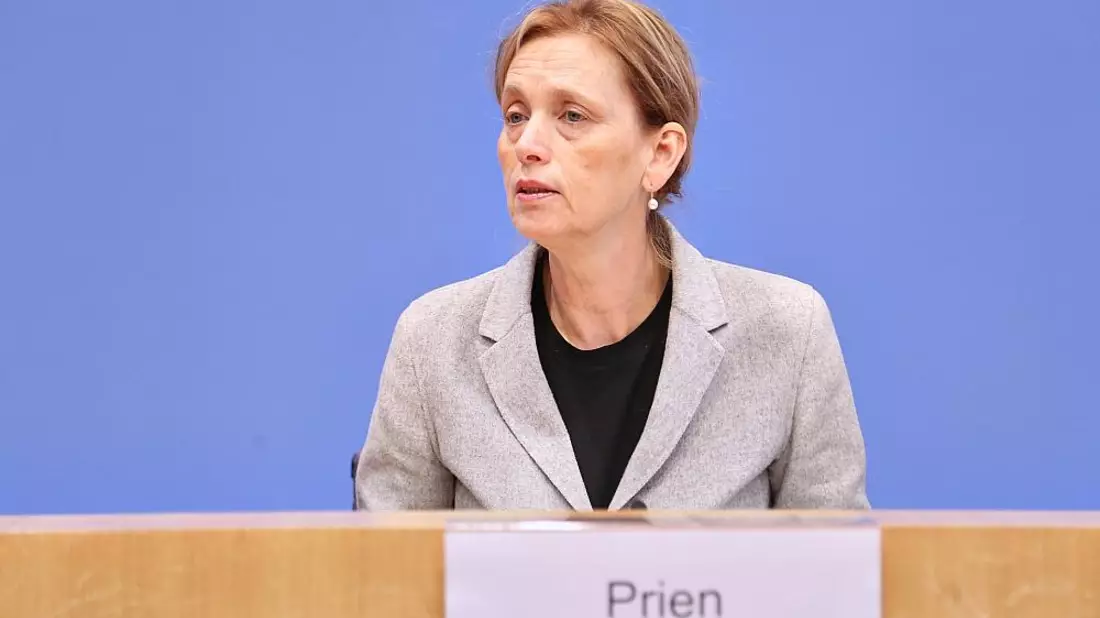 Karin Prien am 18.11.2025 - Bild: über dts Nachrichtenagentur