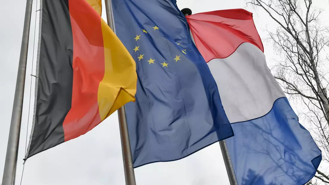Der Handel zwischen Frankreich und Deutschland bleibt robust (Archivbild). - Bild: Jens Kalaene/dpa-Zentralbild/dpa