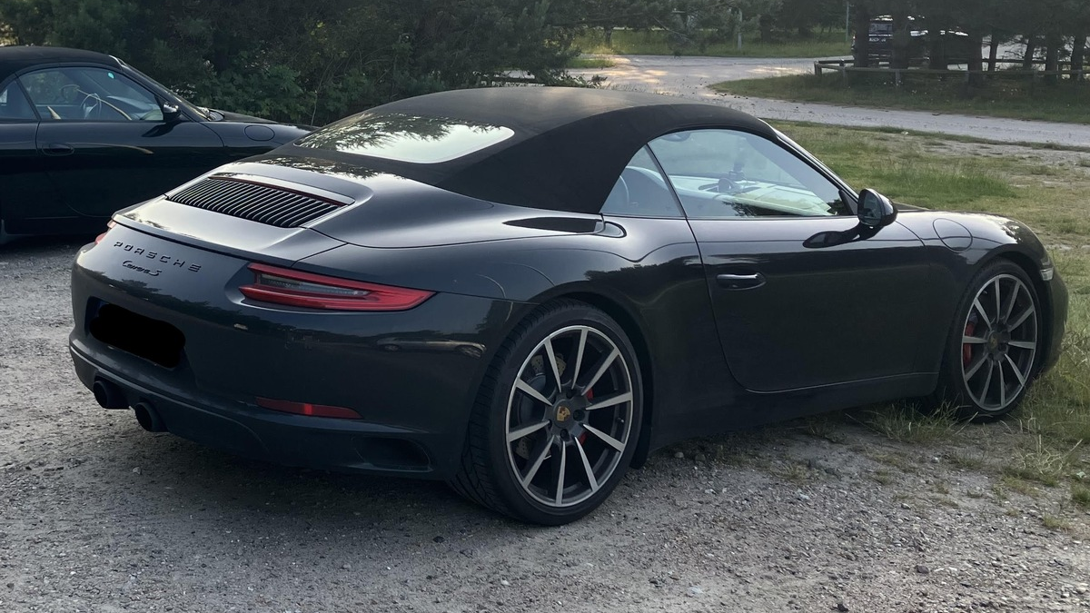POL-H: Zeugenaufruf: Täter stehlen hochwertigen Porsche in Hannover-Südstadt - Polizei bittet um Hinweise - Foto: presseportal.de