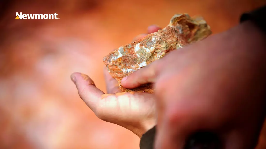 Newmont Gold: So stürmt die Aktie nach oben – Neue Chancen für Anleger? - Bild: über ad-hoc-news.de