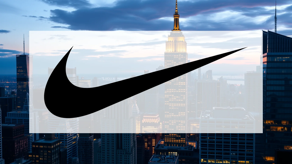 Nike Shares Face Divergent Investor Sentiment Amid Market Pressures - Foto: über boerse-global.de
