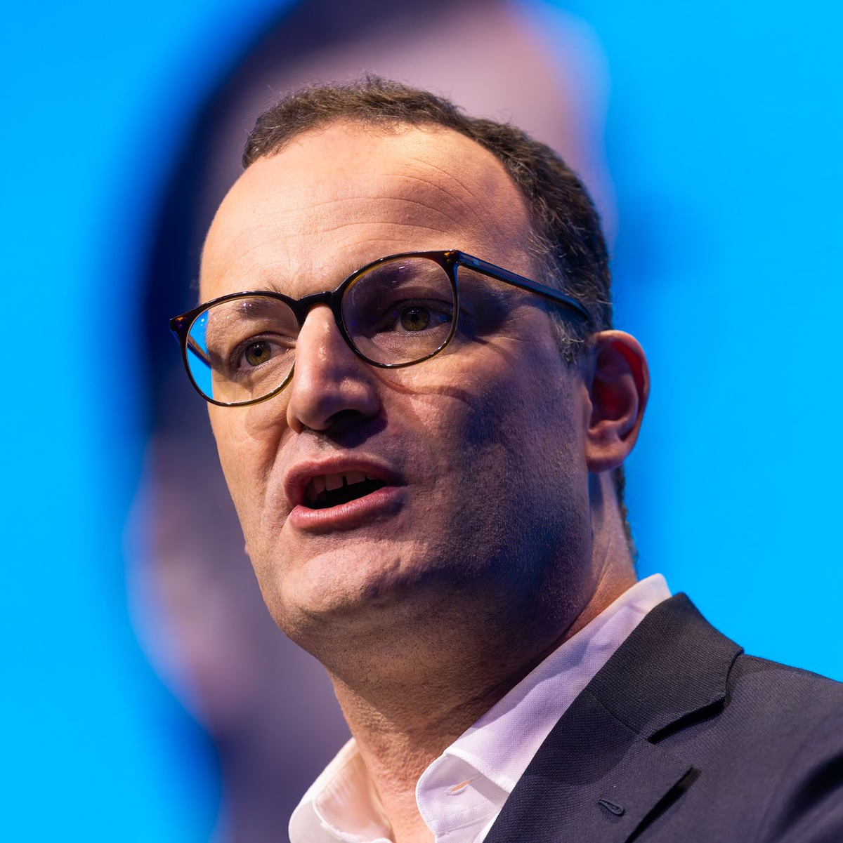 Unionsfraktionschef Jens Spahn wird vorgehalten, bisherige Krisen nicht ausreichend gemanagt zu haben. (Archivbild) - Foto: Philipp von Ditfurth/dpa