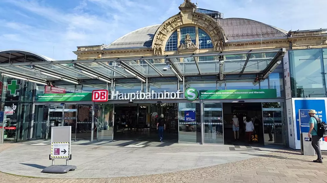 Hauptbahnhof Halle (Saale) (Archiv) - Bild: über dts Nachrichtenagentur