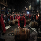 Für die Winzer ist der Beaujolais auch ein Verkaufsschlager. - Foto: Jeff Pachoud/AFP/dpa