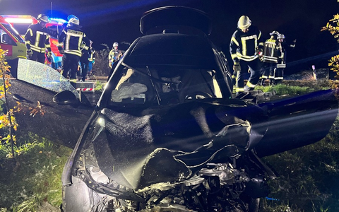 POL-AC: Alleinunfall im Nordkreis - zwei Menschen werden verletzt - Foto: presseportal.de