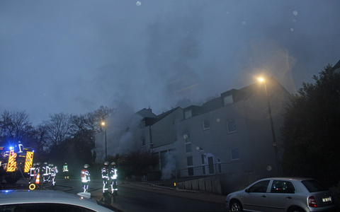 POL-DN: Brand in Tiefgarage sorgt für Feuerwehreinsatz in Jüngersdorf - Foto: presseportal.de