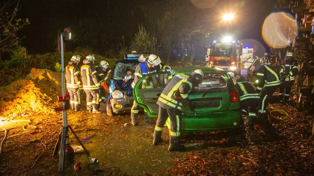 FFW Schwalmtal: Aufwendige Unwetterlage bildet Grundlage für die Jahresabschlussübung der Feuerwehr Schwalmtal - Bild: presseportal.de