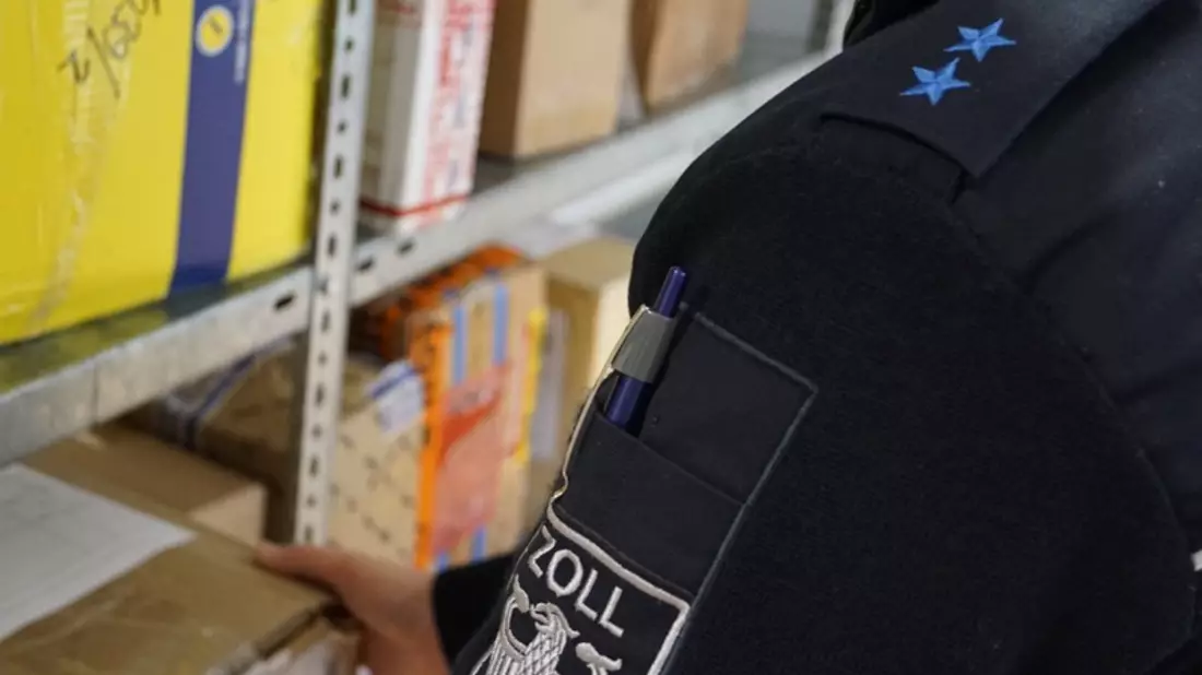 HZA-A: Black Friday und Weihnachten: Wichtige Hinweise des Zolls zu Sendungen aus dem Ausland - Bild: presseportal.de